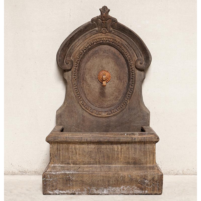 VINTAGE LOOK FOUNTAIN MEDALION STONE AND RESIN VINTAGE LOOK FOUNTAIN MEDALION STONE AND RESIN